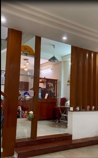 .Nhà Mặt Tiền Khuê Trung, gần Lê Đại Hành, 102m2, ngang 6, sạch đẹp