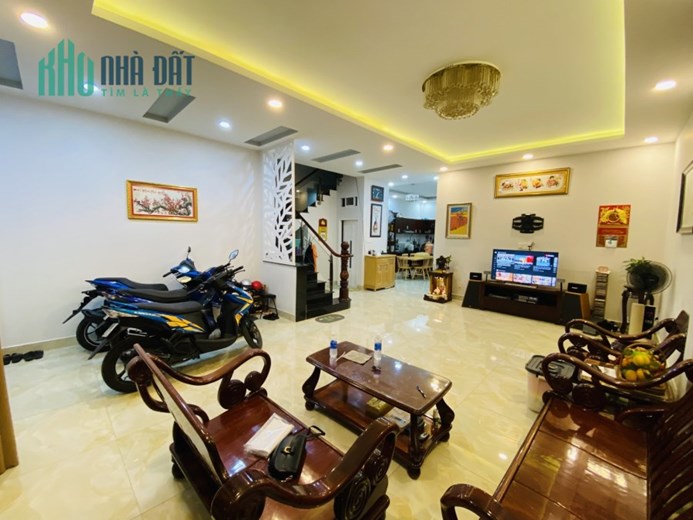CẦN BÁN GẤP NHÀ HẺM 60 ĐƯỜNG SỐ 4, P. TRƯỜNG THỌ, TP THỦ ĐỨC, NHÀ 2 TẦNG ĐẸP, CHỈ CẦN XÁCH VA LI