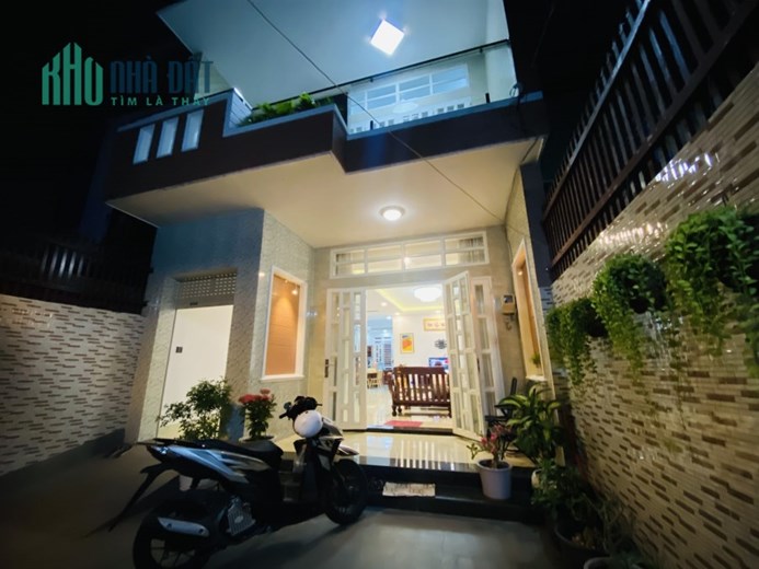 CẦN BÁN GẤP NHÀ HẺM 60 ĐƯỜNG SỐ 4, P. TRƯỜNG THỌ, TP THỦ ĐỨC, NHÀ 2 TẦNG ĐẸP, CHỈ CẦN XÁCH VA LI