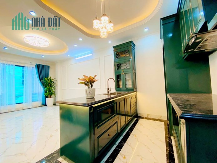 BÁN NHÀ 6 TẦNG CẦU THANG MÁY DT:45M2 4 NGỦ MT:3.8M PHỐ NGUYỄN TRÃI THANH XUÂN HÀ NỘI