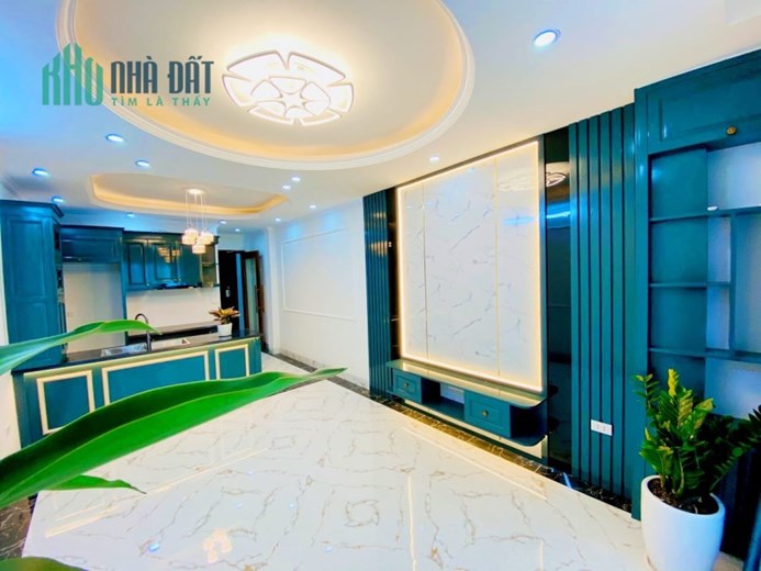 BÁN NHÀ 6 TẦNG CẦU THANG MÁY DT:45M2 4 NGỦ MT:3.8M PHỐ NGUYỄN TRÃI THANH XUÂN HÀ NỘI