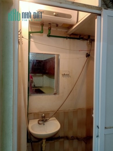 Chính chủ cho thuê phòng khép kín tầng 1 tại ngõ 718 đường Láng