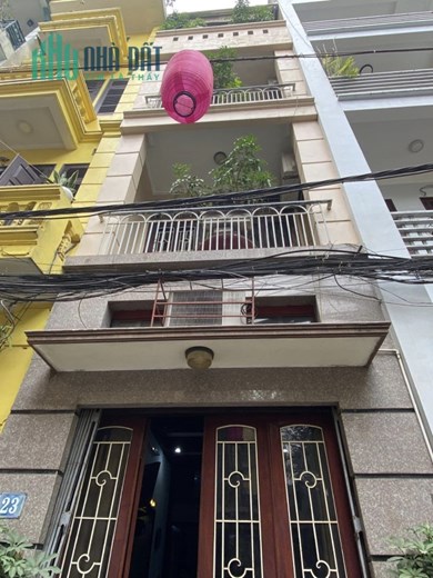 Bán nhà phố Trần Hữu Tước, phân lô, gần hồ, ô tô đỗ, kinh doanh, 45m, 8 tỷ