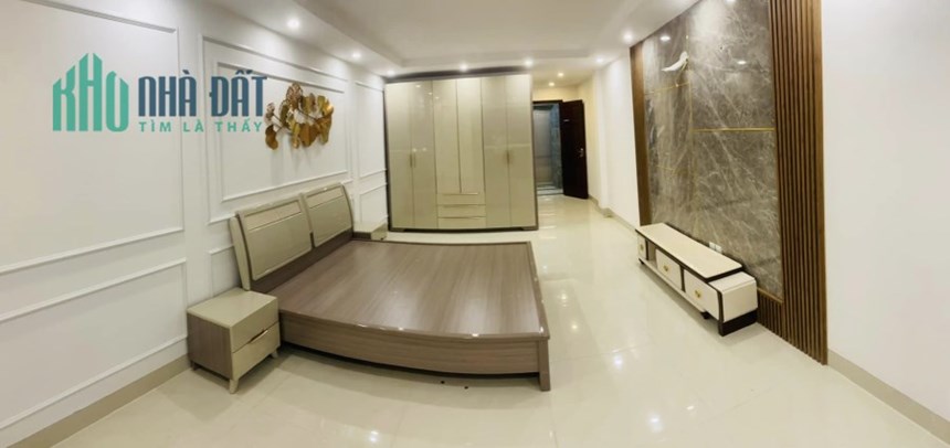 Bán ngôi nhà 55m2 phố Âu Cơ, Tây Hồ Ô tô đỗ cửa Thang máy OTIS 10m Ô tô tránh 9.2 Tỷ