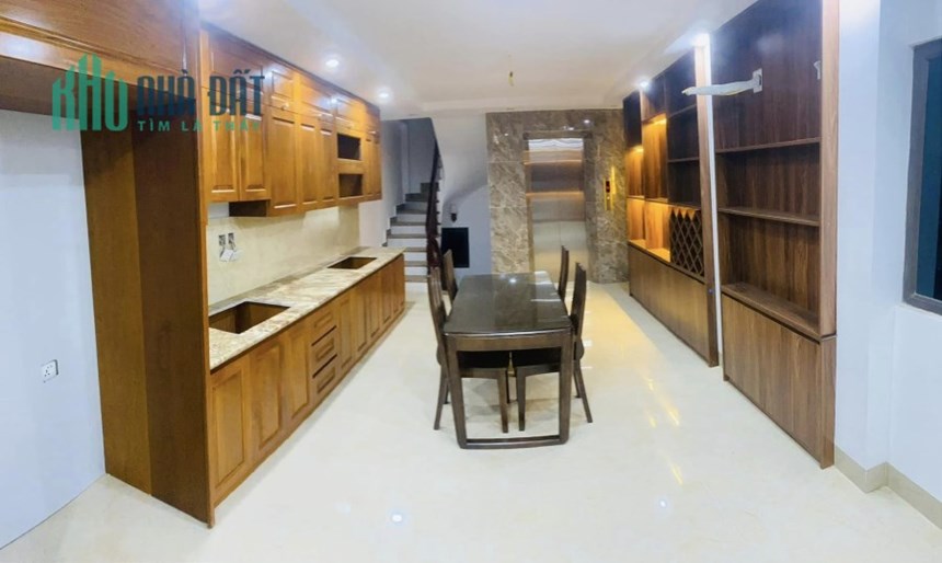 Bán căn nhà 54m2 phố Âu Cơ, Tây Hồ Ô tô đỗ cửa Thang máy ARITCO Ngõ 2 Ô tô tránh 10m 9.5 Tỷ