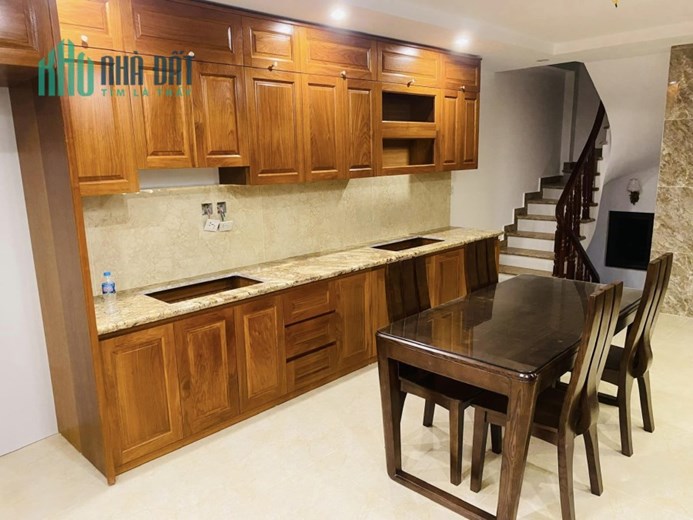 Bán căn nhà 58m2 phố Âu Cơ, Tây Hồ Ô tô đỗ cổng Thang máy XỊN 10m 2 Ô tô tránh 9.4 Tỷ
