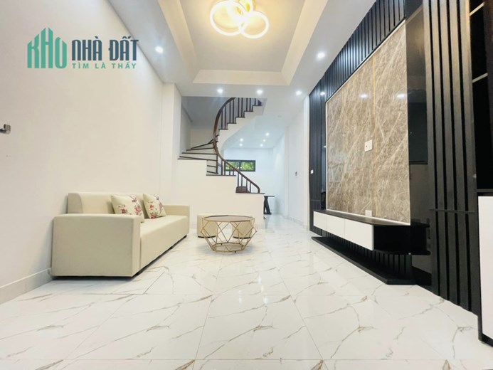 BÁN NHÀ QUAN NHÂN, THANH XUÂN, Ô TÔ, 40M2 4T MT3.5M, GIÁ 4.65 TỶ