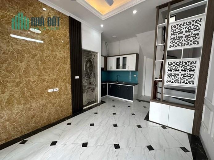 Bán nhà 30m 5 tầng, Phường Thanh Trì, Hoàng Mai, Giá 3.2 tỷ
