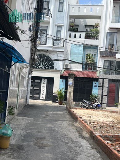 Ngộp giảm mạnh, 42m2 đường 4m phạm văn chiêu, 1 căn ra hẻm xe tải thông lô đất vuông đẹp giá đầu tư