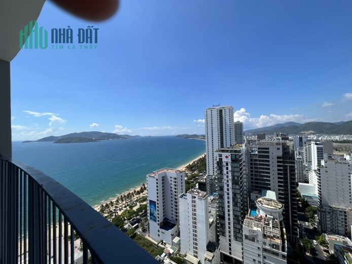 Cho Thuê CHCC Panorama Nha Trang Studio Family : 2 Giường Đủ Nội thất . View Xéo Biển