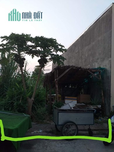 ĐƯỜNG NHỰA XE HƠI , GẦN MẶT TIỀN NGUYỄN VĂN TẠO. 
PHÙ HỢP ĐẦU TƯ - XD MỚI.(5*20  )   chỉ