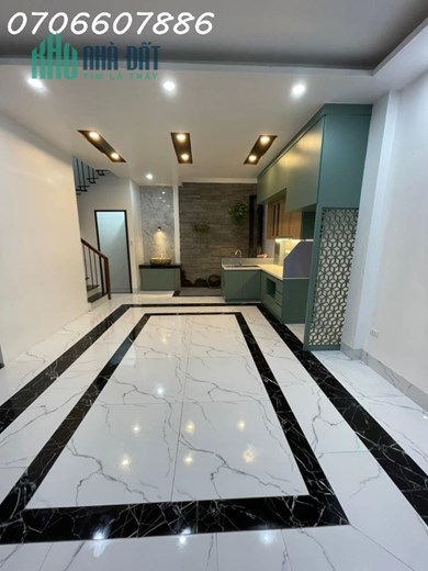 Bán nhà Thuỵ Khuê, Biệt thự ven Hồ Tây, nhà đẹp, Ba gác đua, DT 100mx3T, chỉ 8.9 tỷ