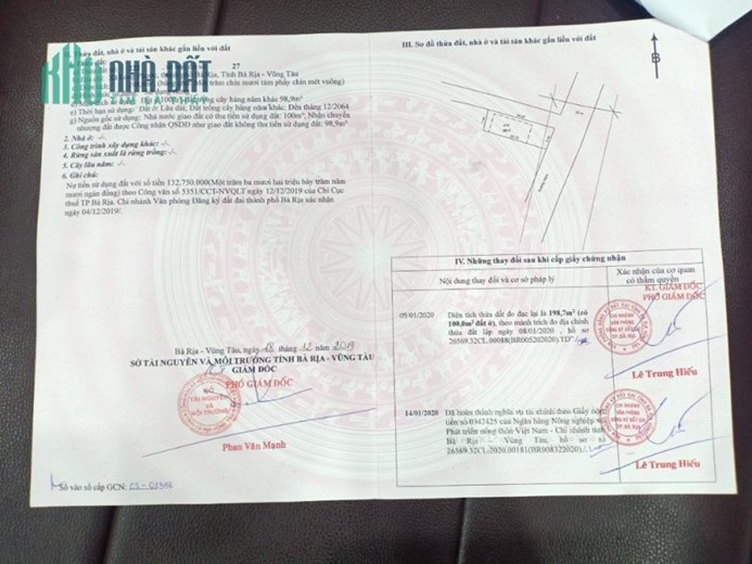 Bán đất lô góc 2MT đường nhựa lớn tại TP Bà Rịa 200m2 SHR 1.99 tỷ. Lh:0981335152,