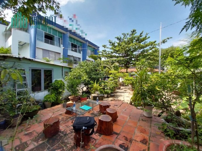 BIỆT THỰ LÀNG GIÁO SƯ ( LÀNG ĐẠI HỌC THỦ ĐỨC ) 1668M. BÁN 150 TỶ