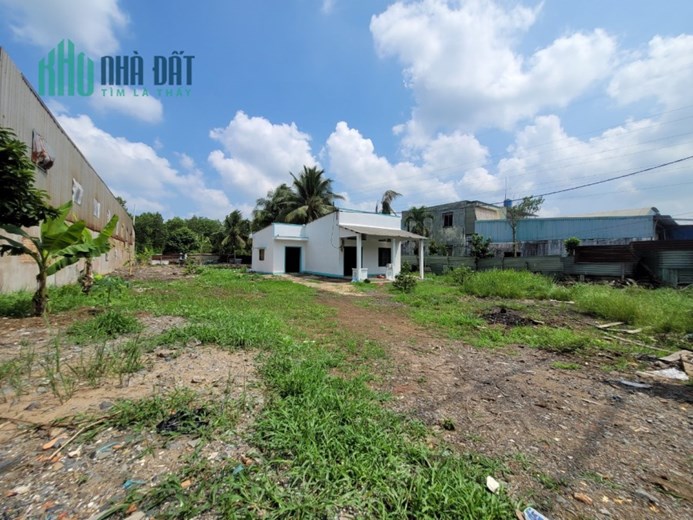 Mặt tiền đường nhựa Lê Minh Xuân , Bình Chánh - hơn 1000m2 - thổ cư hơn 800m2 - Bao đầu tư
