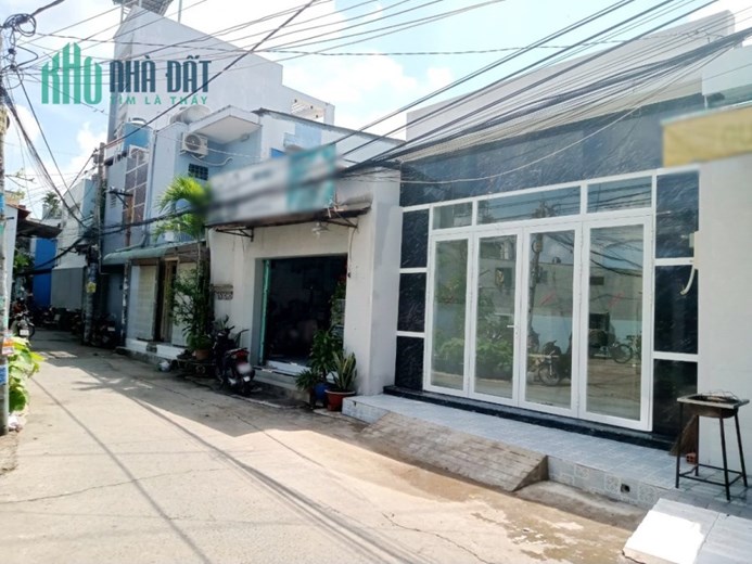 Nhà thuê nguyên căn Hẻm ô tô 514 Bùi Minh Trực P6 Q8 - Giá: 8.5 Triệu