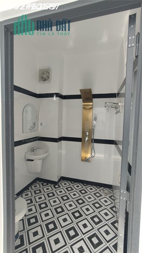 Nhà Giá Rẻ Chất Lượng Cao: Tặng Nội Thất Đẳng Cấp.