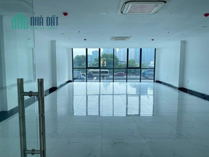 Siêu Vip - Toà Văn Phòng Mặt Phố Trung Tâm Phố Cổ Quận Long Biên - Cách Hồ Gươm 3km - DT : 125M -