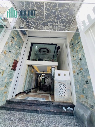 Mặt tiền kinh doanh đa ngành nghề, Phú Thạnh, Tân Phú, 5 tầng gần 72m2, cần bán ngay.