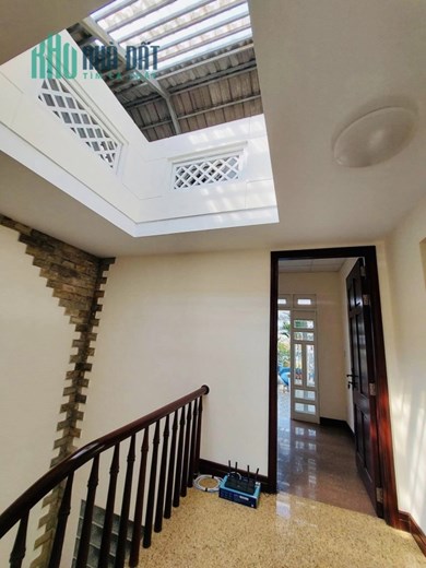 Mặt tiền kinh doanh đa ngành nghề, Phú Thạnh, Tân Phú, 5 tầng gần 72m2, cần bán ngay.
