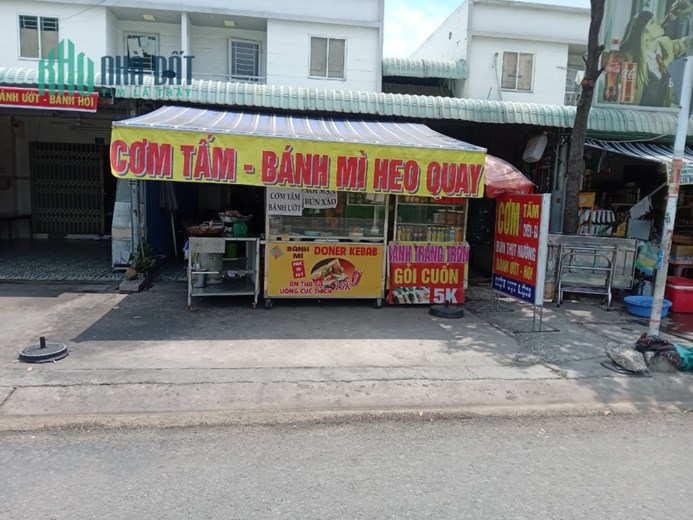 Cần sang gấp mặt bằng nằm trong KCN Mỹ Phước 3