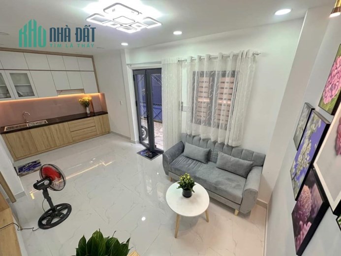 📣 NHÀ XINH VÀO Ở NGAY - TRỆT LẦU BTCT - TẶNG FULL NỘI THẤT - NGAY CẦU KIỆU - CÁCH HẺM OTO 1 CĂN.