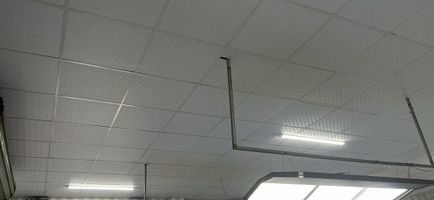 Thanh lý toàn bộ bàn ghế, trần chống nóng - 0961931932