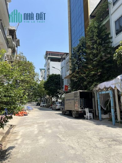 Bán Đất đấu giá Ngõ Cổng, Đa Sỹ, Kiến Hưng, Hà Đông.+ DT 50 m2. Mặt tiền 5m. Giá 5.5 tỷ
