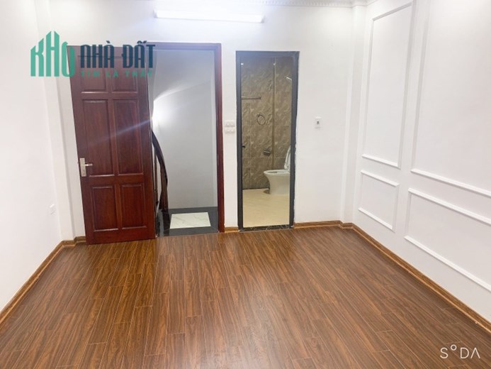 BÁN NHÀ HÀO NAM, ĐỐNG ĐA 35M2 X 4 TẦNG, LÔ GÓC, Ô TÔ TRÁNH, 2 THOÁNG, CHỈ 4,9 TỶ, LH 096 6037496