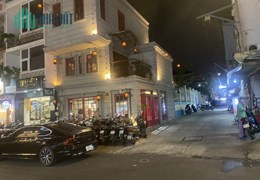 NHÀ ĐẸP - GIÁ ĐẦU TƯ  Cần Ra Gấp Nhà Mặt Tiền Đẹp Quận 1-Tp Hcm