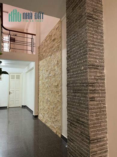 Cần Bán gấp nhà mặt tiền kinh doanh đường Nguyễn Lương Bằng, Đà Lạt giá chỉ 12 tỷ