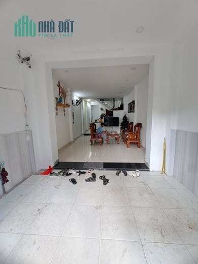 KHU VIP NAM LONG - ĐƯỜNG 10M Ô TÔ TRÁNH THÔNG HÀ HUY GIÁP QUẬN 12 - 3 TẦNG BTCT, 4 PN. CHỈ HƠN 5 TỶ.