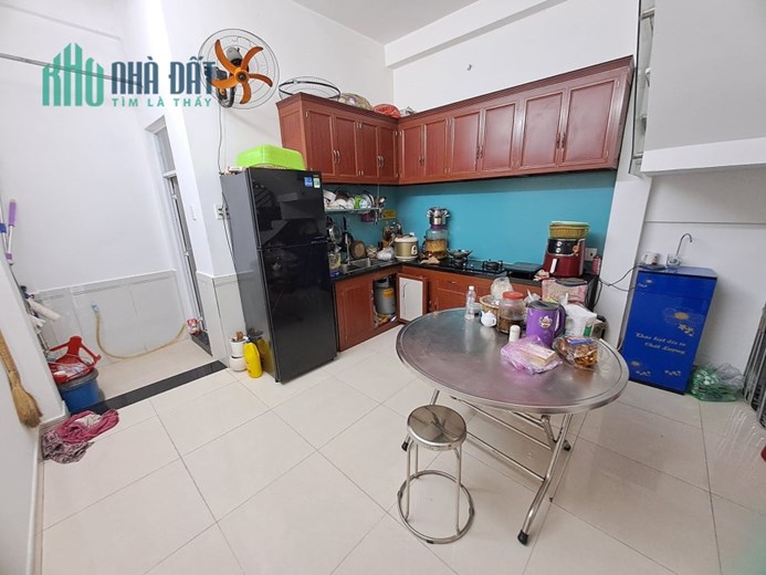 KHU VIP NAM LONG - ĐƯỜNG 10M Ô TÔ TRÁNH THÔNG HÀ HUY GIÁP QUẬN 12 - 3 TẦNG BTCT, 4 PN. CHỈ HƠN 5 TỶ.