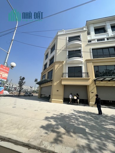 Gia đình có việc cần tiền cần bán cắt lỗ căn Chà Là 80m2 chỉ còn hơn 7 tỷ