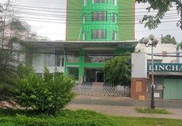 Bán Gấp Tòa Nhà - Nhà Hàng đường Lưu Chí Hiếu.