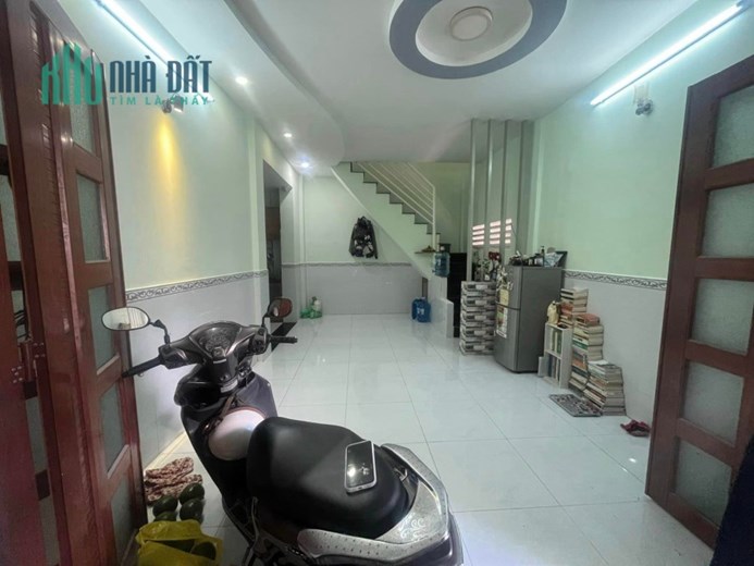 Chỉ 2,8 tỷ nhà Nguyễn Văn Nghi-Phạm Văn Đồng, 39m2 sổ công nhận