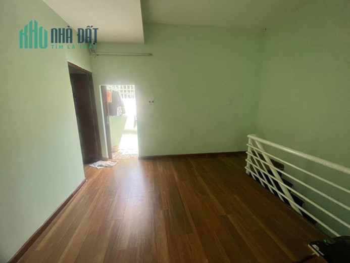 Chỉ 2,8 tỷ nhà Nguyễn Văn Nghi-Phạm Văn Đồng, 39m2 sổ công nhận