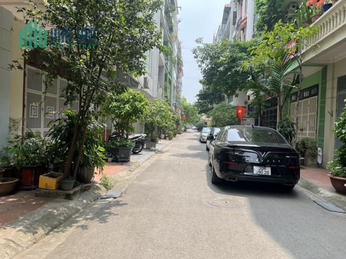 1 căn Liền kề, phân lô KĐT Văn Quán duy nhất. Rẻ nhất khu vực ko có căn thứ 2 76m2 giá 11 tỷ