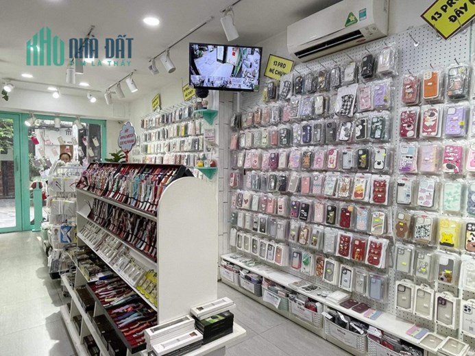 CẦN NHƯỢNG LẠI SHOP QUẬN 3 – ĐANG KINH DOANH 5 NĂM – PHỤ KIỆN ĐIỆN THOẠI