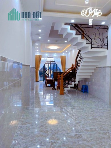 Bán Rẻ Nhà Ngộp BANK 7 TỶ Quận 11, HẺM XE HƠI, 83m2, 4 Phòng, 11.5 TỶ HẠ CÒN 8.5 TỶ