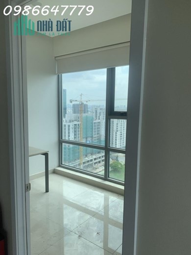 Giá Sốc - 01 Văn phòng Ngay Phú Mỹ Hưng DTSD 42m2, Full nội thất văn phòng Chỉ 12 triệu. Nhận ngay