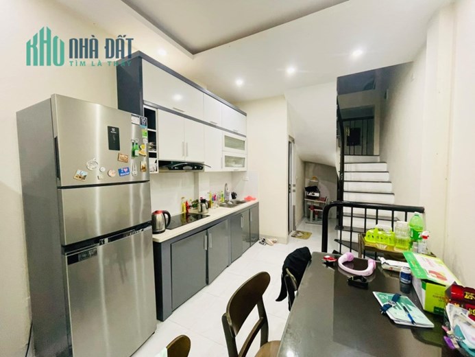SIÊU HIẾM PHỐ 8/3 NHÀ ĐẸP Ở NGAY, TẶNG NỘI THẤT 42M x 4T, NHỈNH 3 TỶ 0901753139