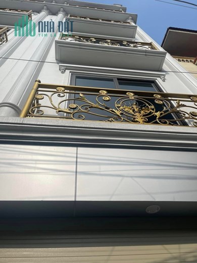 2  THOÁNG VÕNG THỊ 50M x 5T, Ô TÔ, FULL NỘI THẤT Ở NGAY GIÁ 7.8 TỶ
-	View Hồ Tây lộng gió triệu