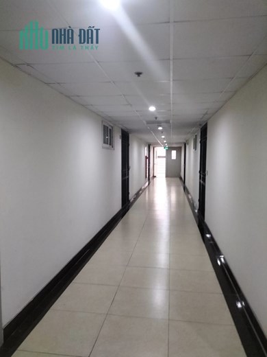 Bán CHCC 106m2 3 ngủ 2 vs Lô Góc View Hồ Tây Phố Lạc Long Quân sát Quận ủy Tây Hồ, giá hơn 50tr/m