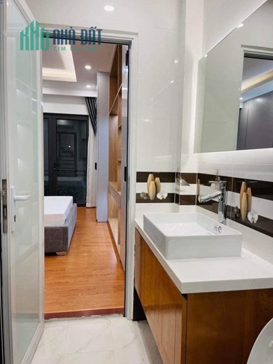 CỰC HIẾM VÕNG THỊ 48M x 6T, THANG MÁY, Ô TÔ GIÁ 7.4 TỶ
-	Khu V.I.P Hồ Tây cực hiếm nhà bán, 1 phút