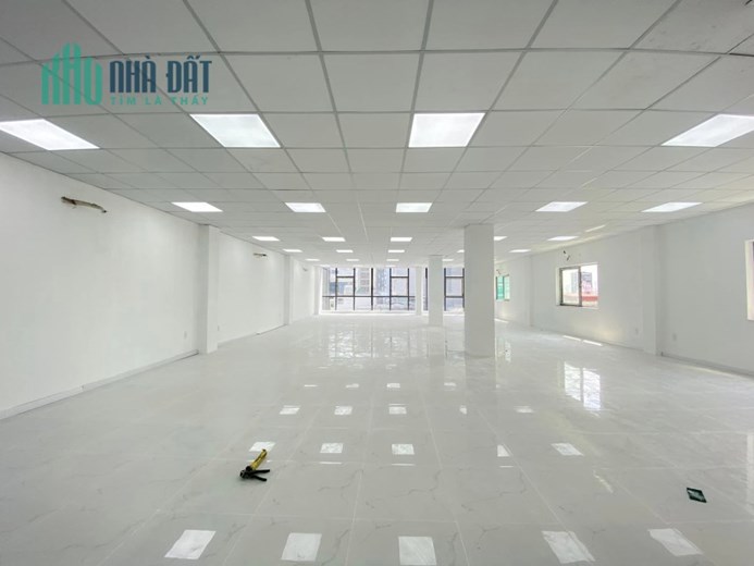 Bán Tòa Nhà 35m*12m Trung Tâm Quận 10 , 3 mặt tiền : 978m2 giá còn 69 tỷ TL