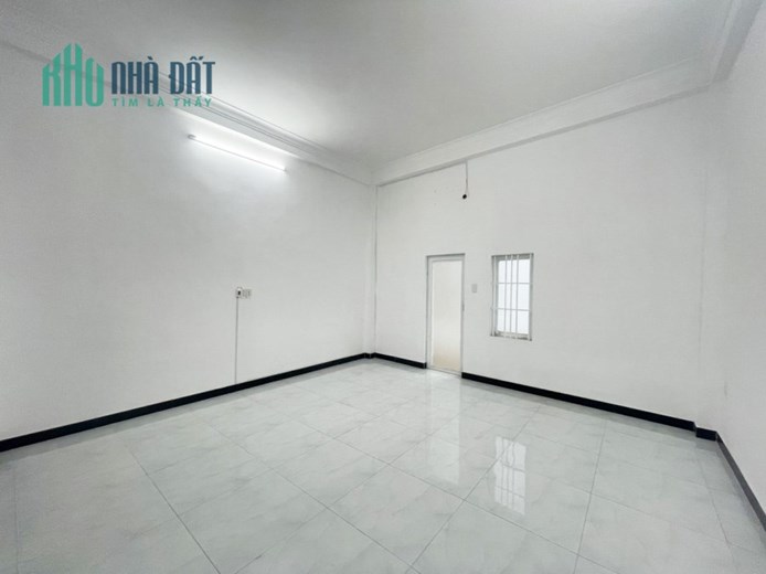 HẺM VIP 43 VƯỜN LÀI QUẬN 12 - Ô TÔ TRÁNH THÔNG - HƠN 99M2, 3 TẦNG BTCT, GẦN ĐH NGUYỄN TẤT THÀNH,