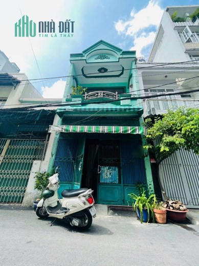 Chính chủ cần bán căn nhà Lê Văn Thọ P9 hẻm xh thông vị trí đẹp
-- Diện tích : Ngang 4.05m dài 13m