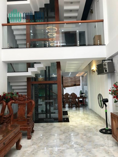 NHÀ CHÍNH CHỦ 1/ HUỲNH VĂN NGHỆ P15 TÂN BÌNH 
NHÀ CÓ THANG MÁY - Giá 9,5 tỷ Thương lượng 
CƠ HỘI