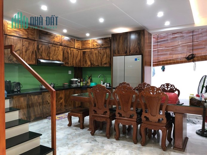NHÀ CHÍNH CHỦ 1/ HUỲNH VĂN NGHỆ P15 TÂN BÌNH 
NHÀ CÓ THANG MÁY - Giá 9,5 tỷ Thương lượng 
CƠ HỘI